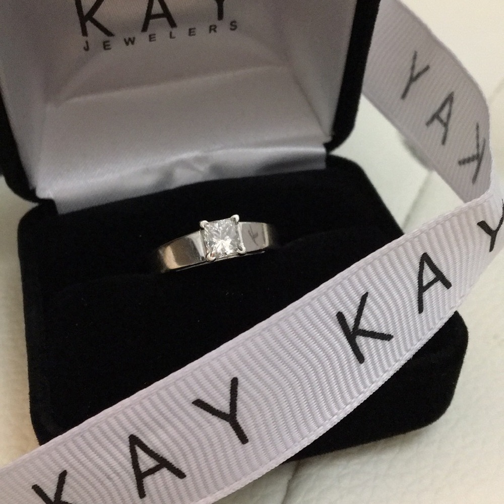 Diamond Solitaire Engagement Ring